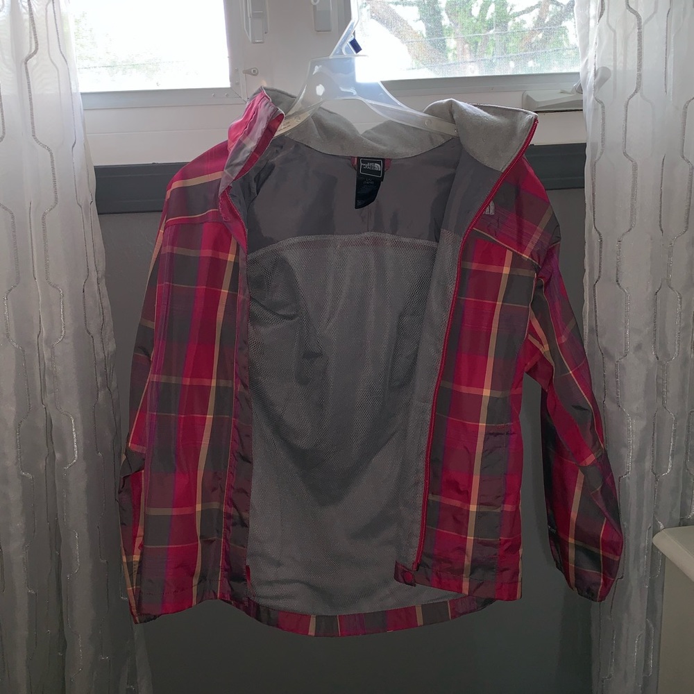 NORTH FACE RAIN JACKET
